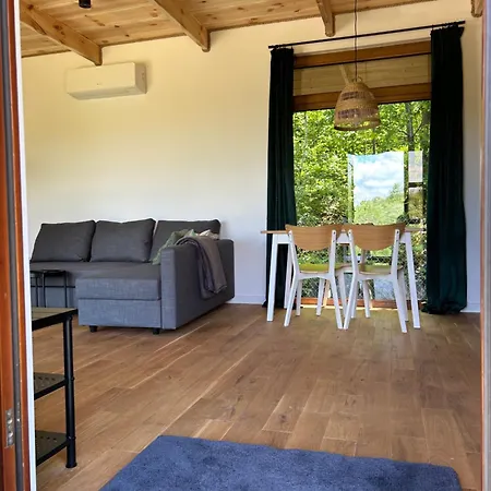 펜션 Rogaty Nad Zalewem 도브치체